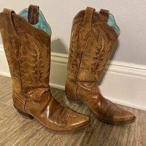 Women’s Corral cowgirl boots 9.5